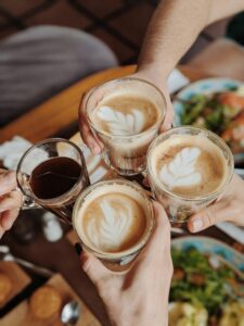 Lire la suite à propos de l’article Votre Tasse Quotidienne : Le Café, un Alliée Insoupçonné pour votre Équilibre Psychologique ?